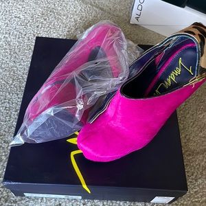 Pink heels
